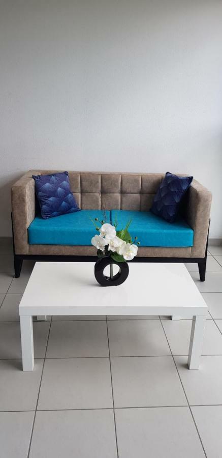 Studio Meuble Confortable Baccarat Екстериор снимка